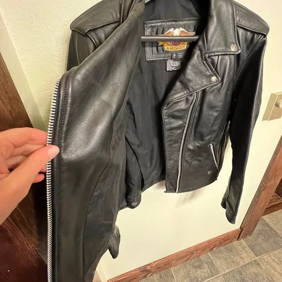 Women's Leather Motorcycle Jacket - Large - Picture 5 of 6